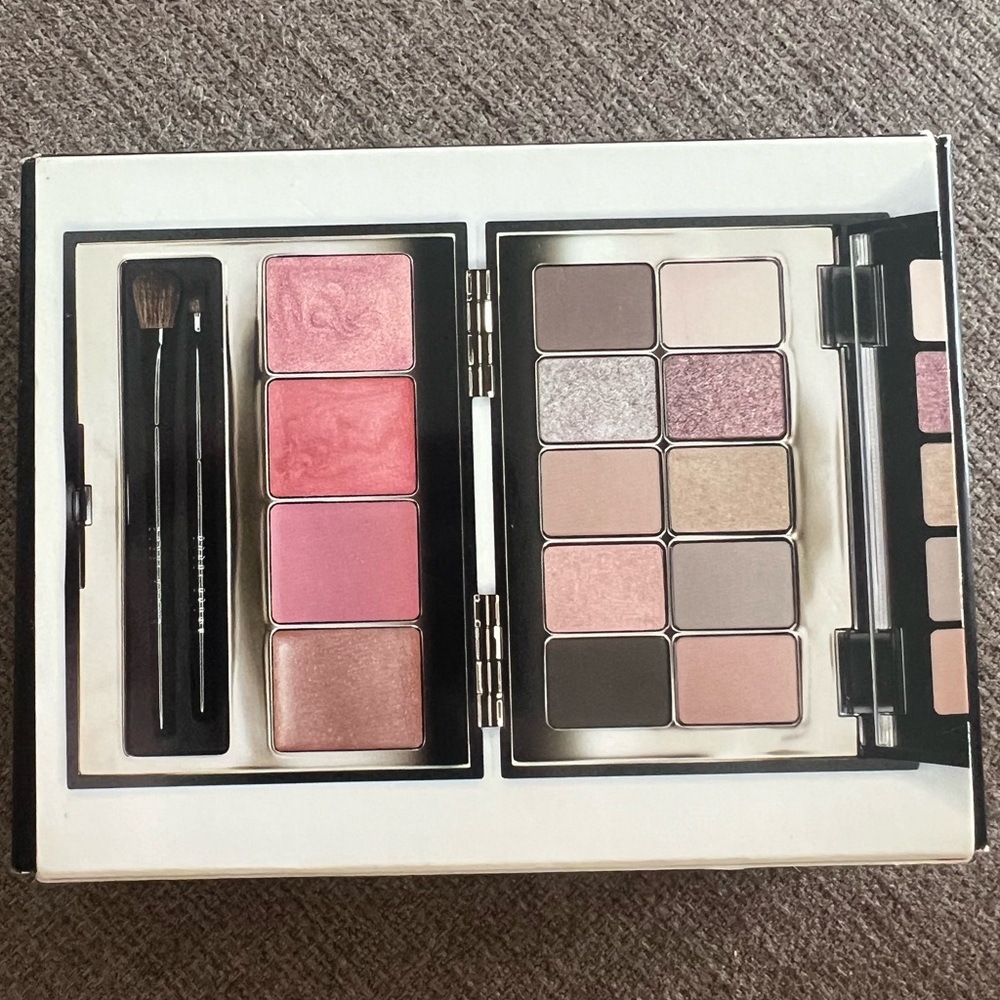 Bobbi Brown Twilight Pink Lip and Eyes Palette